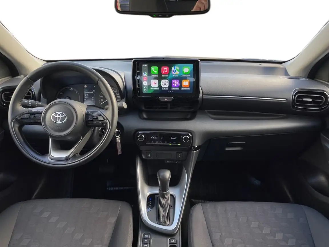 TOYOTA YARIS