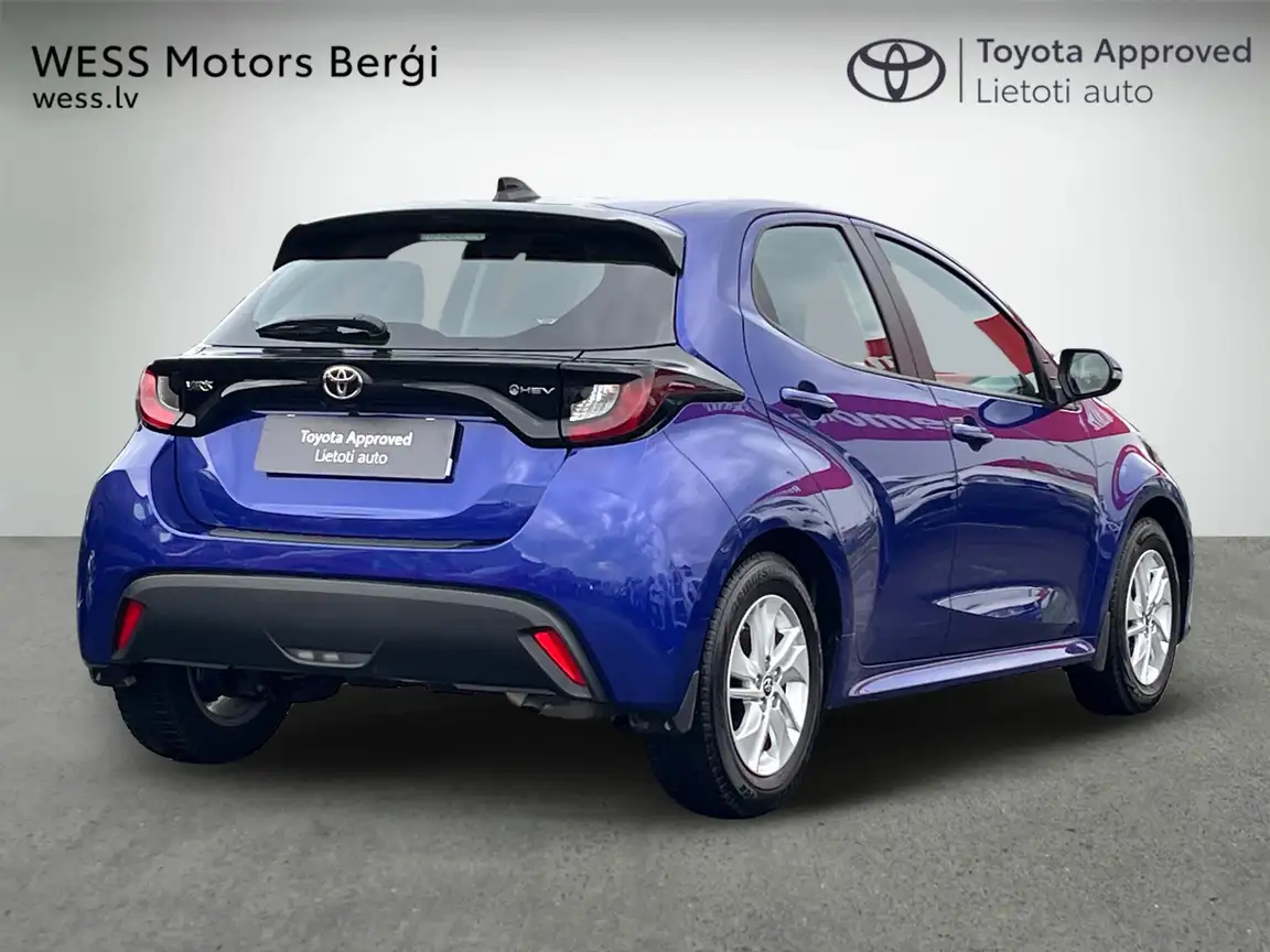 TOYOTA YARIS