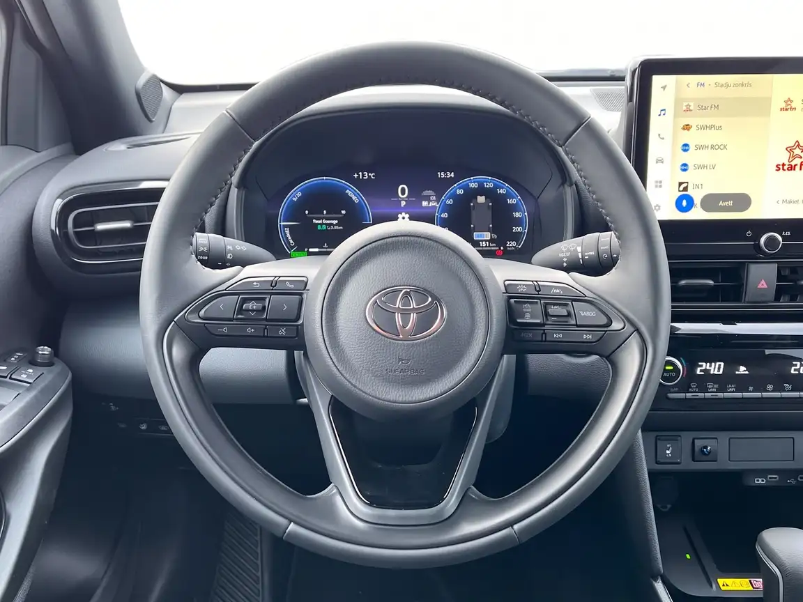 TOYOTA YARIS