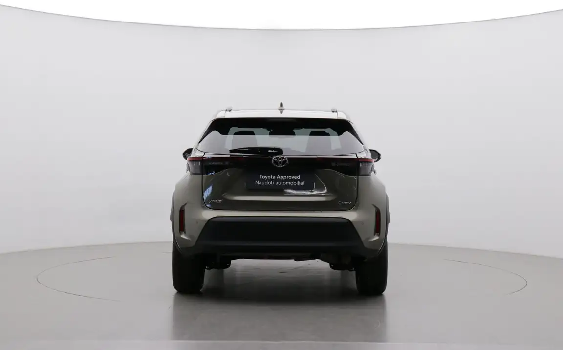TOYOTA YARIS CROSS