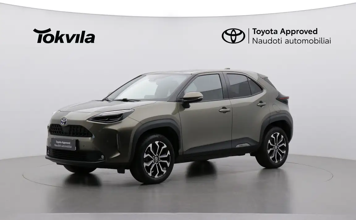 TOYOTA YARIS CROSS