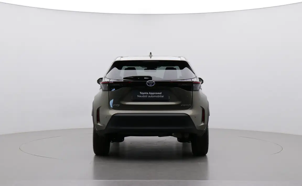 TOYOTA YARIS CROSS
