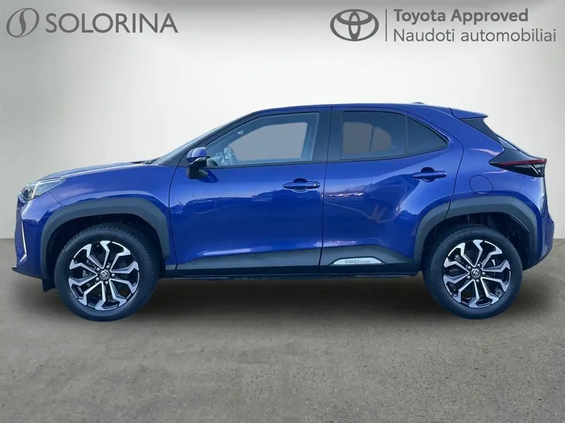 TOYOTA YARIS CROSS