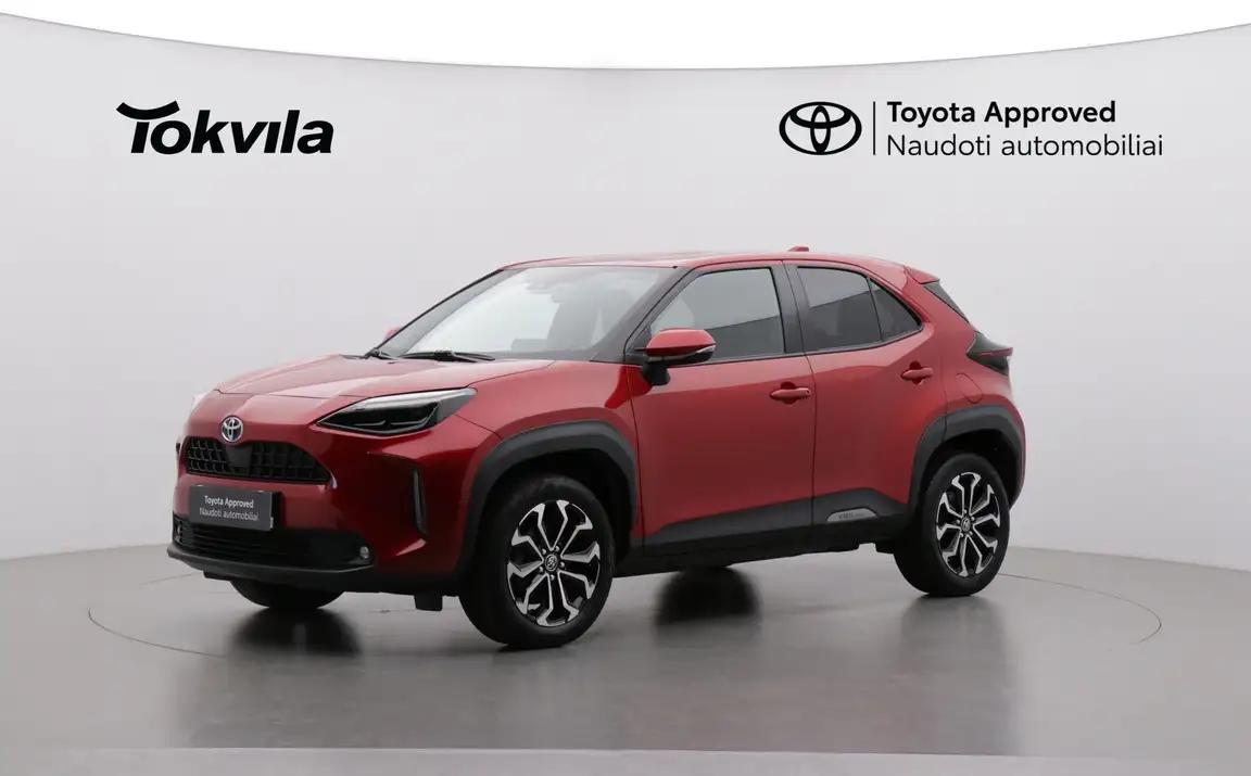 TOYOTA YARIS CROSS