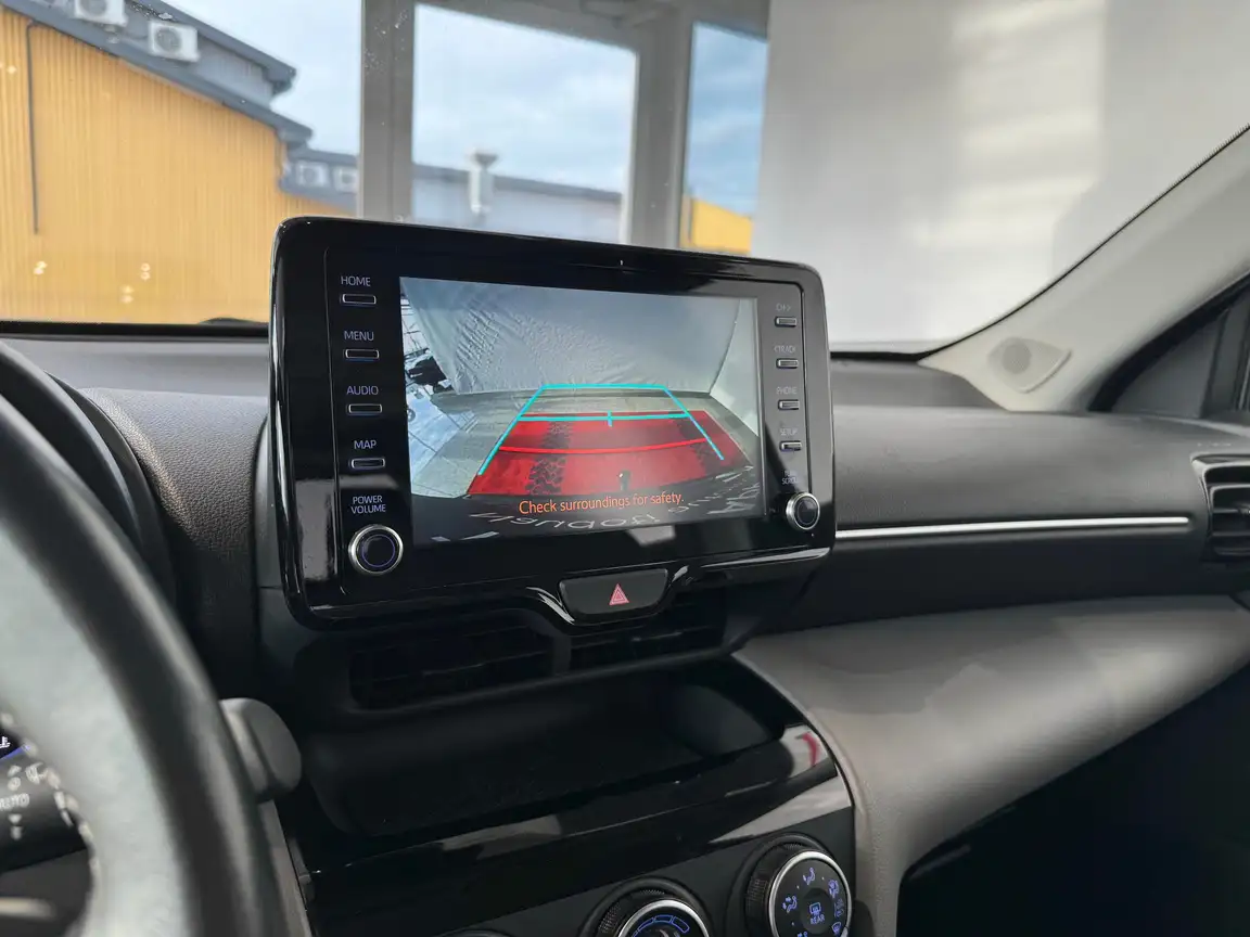 TOYOTA YARIS CROSS
