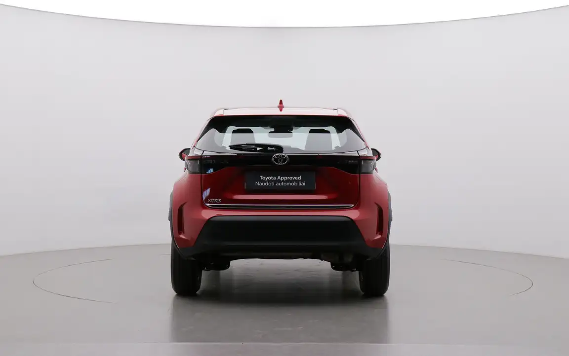 TOYOTA YARIS CROSS