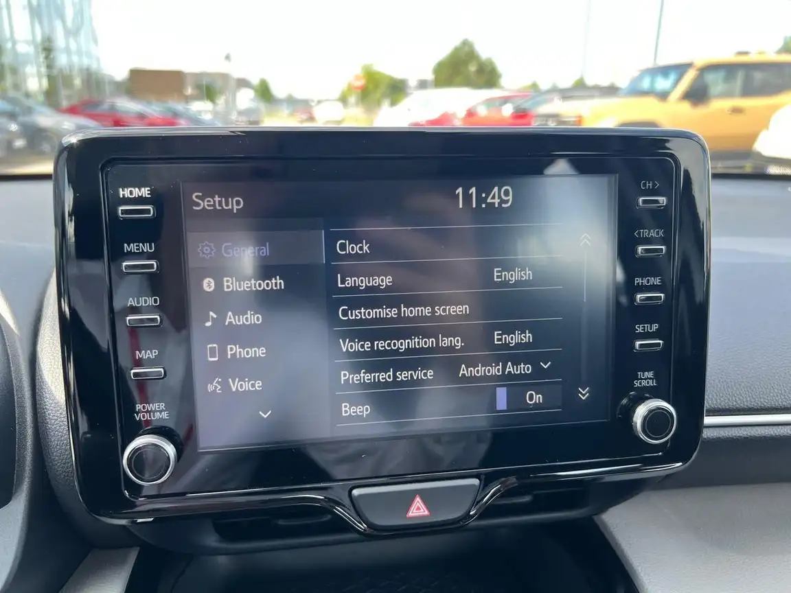 TOYOTA YARIS CROSS