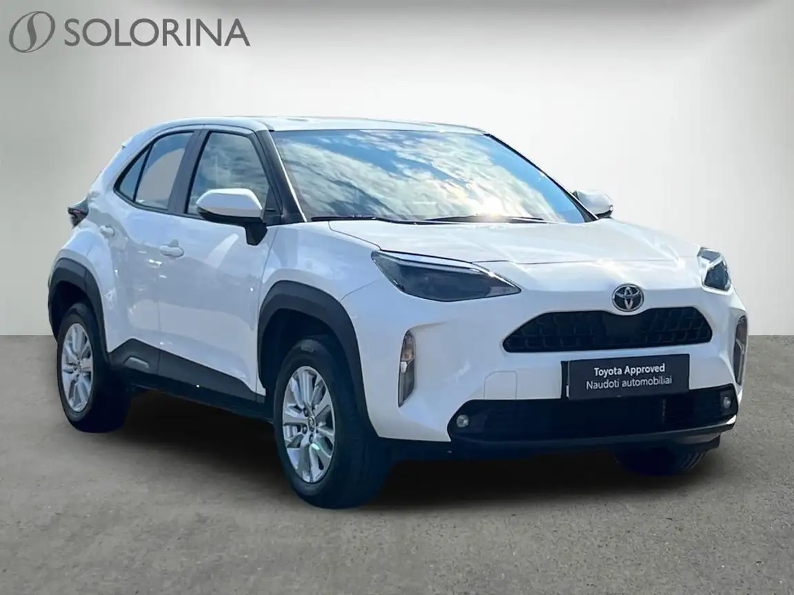 TOYOTA YARIS CROSS