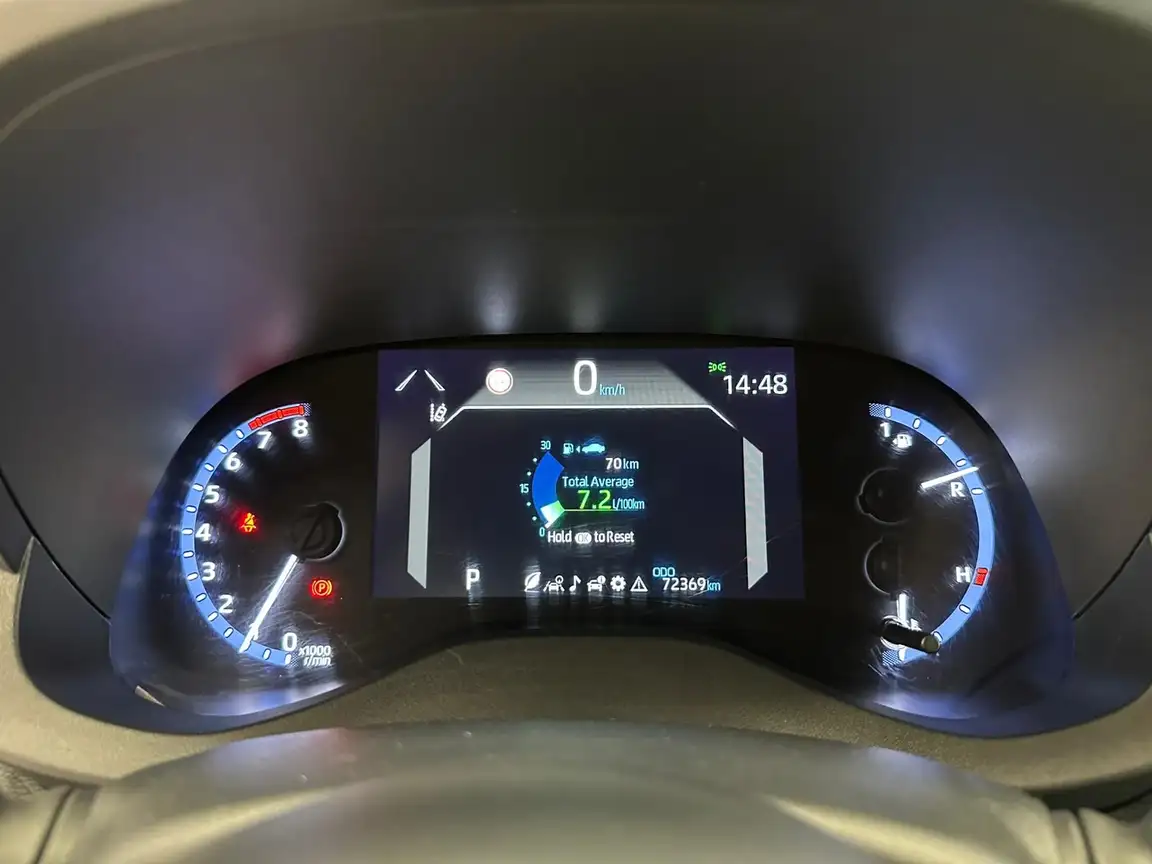 TOYOTA YARIS CROSS