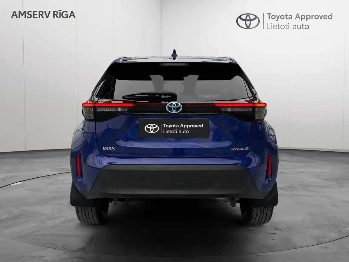 TOYOTA YARIS CROSS