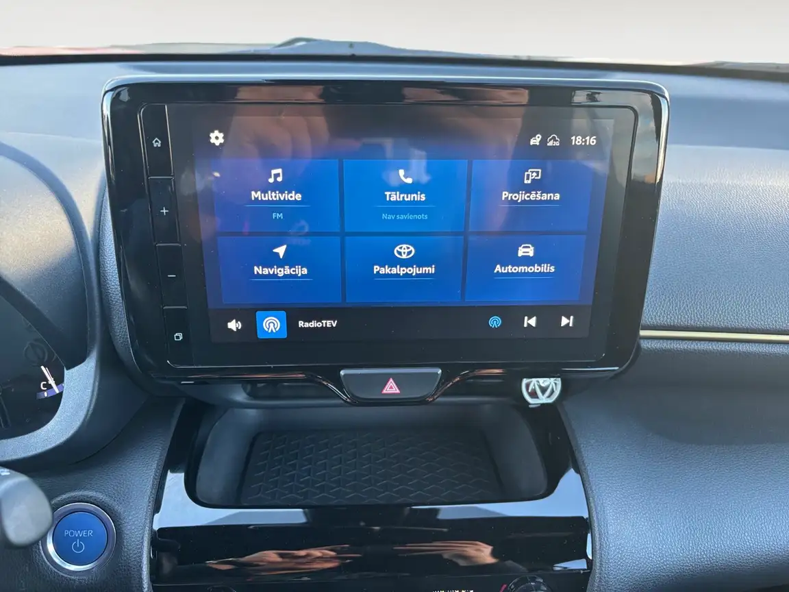 TOYOTA YARIS