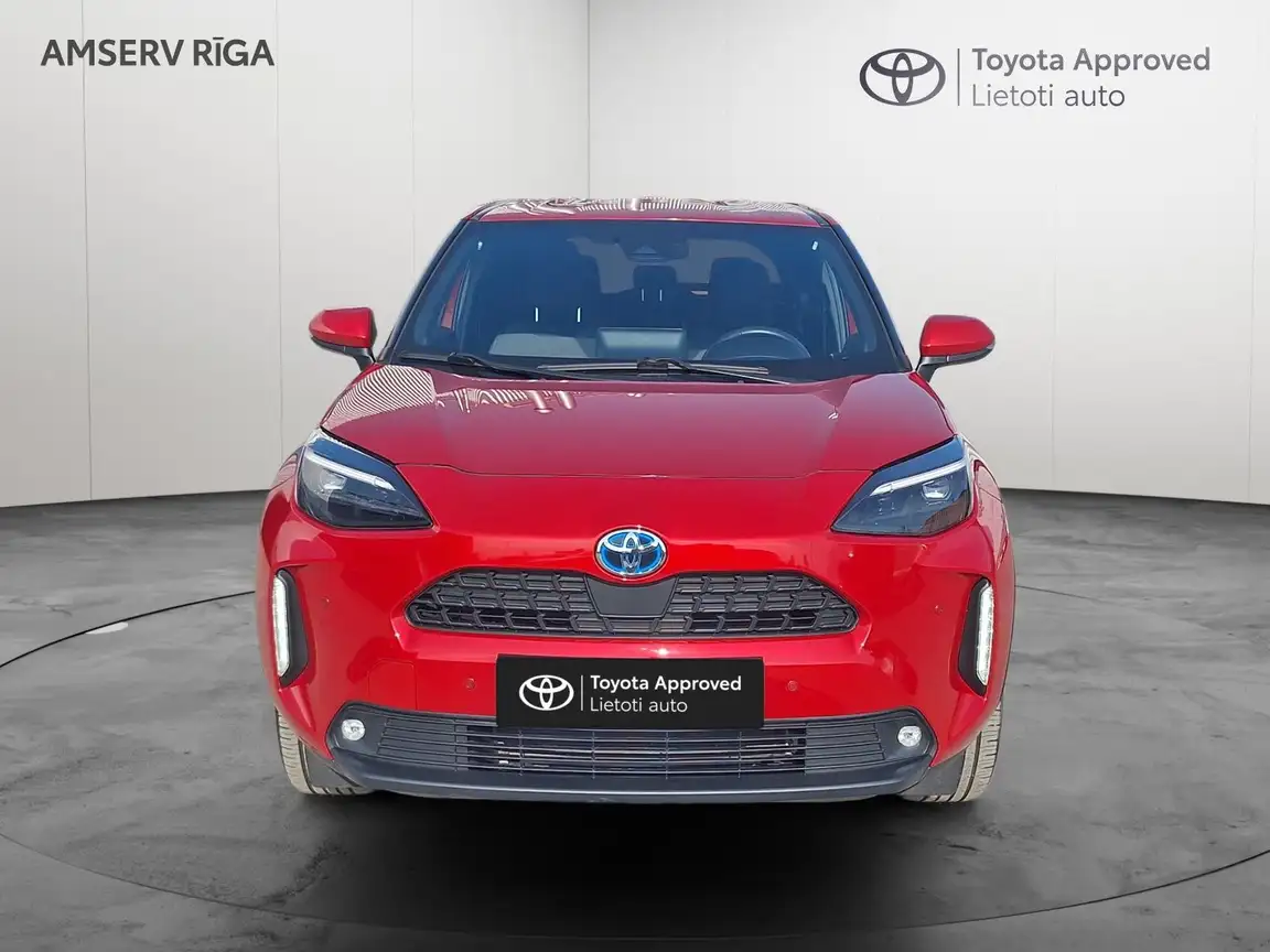 TOYOTA YARIS CROSS