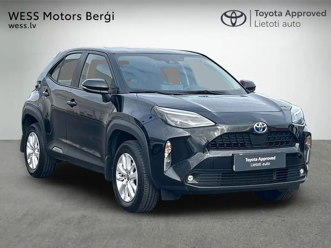 TOYOTA YARIS CROSS