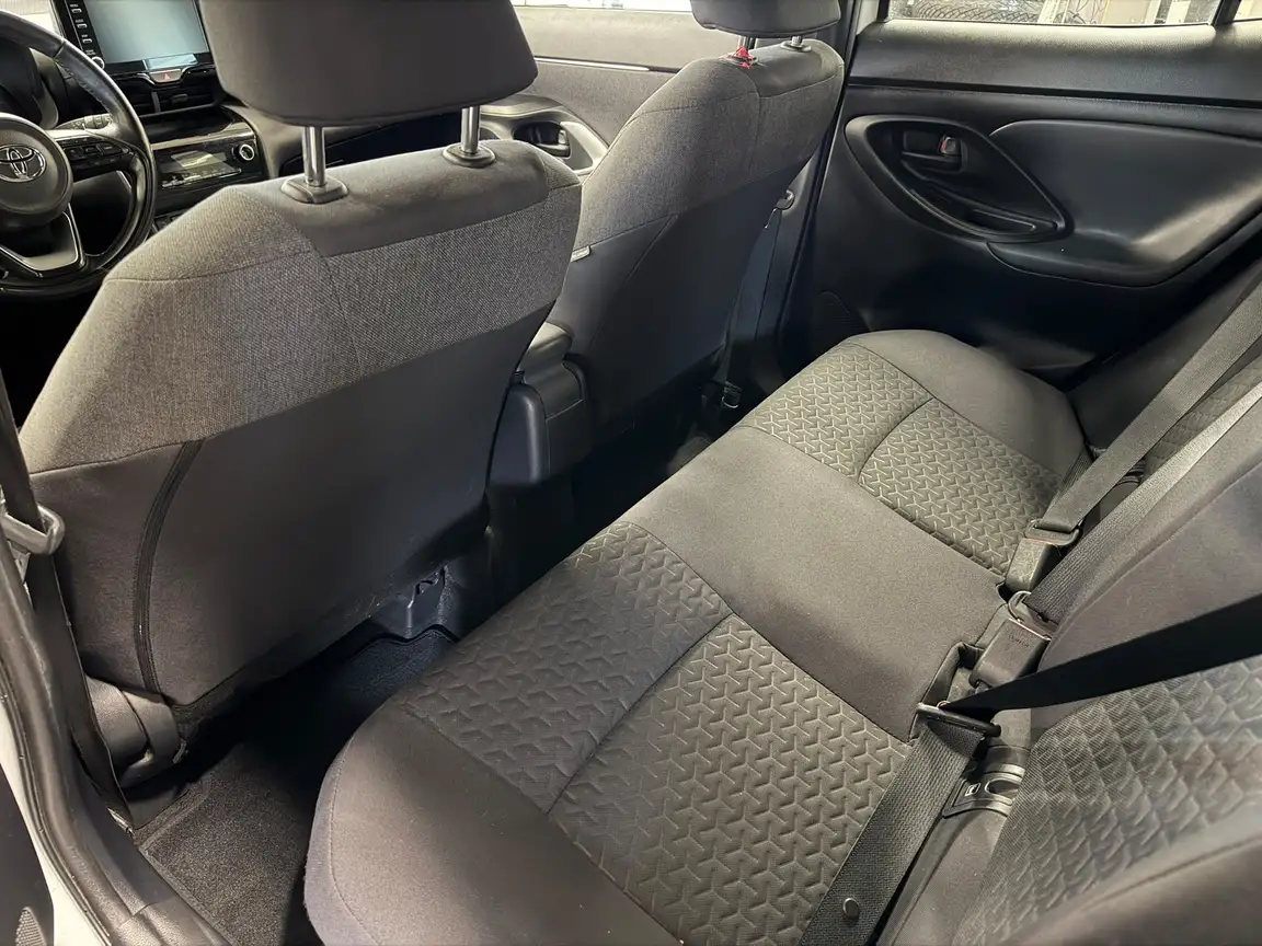 TOYOTA YARIS CROSS