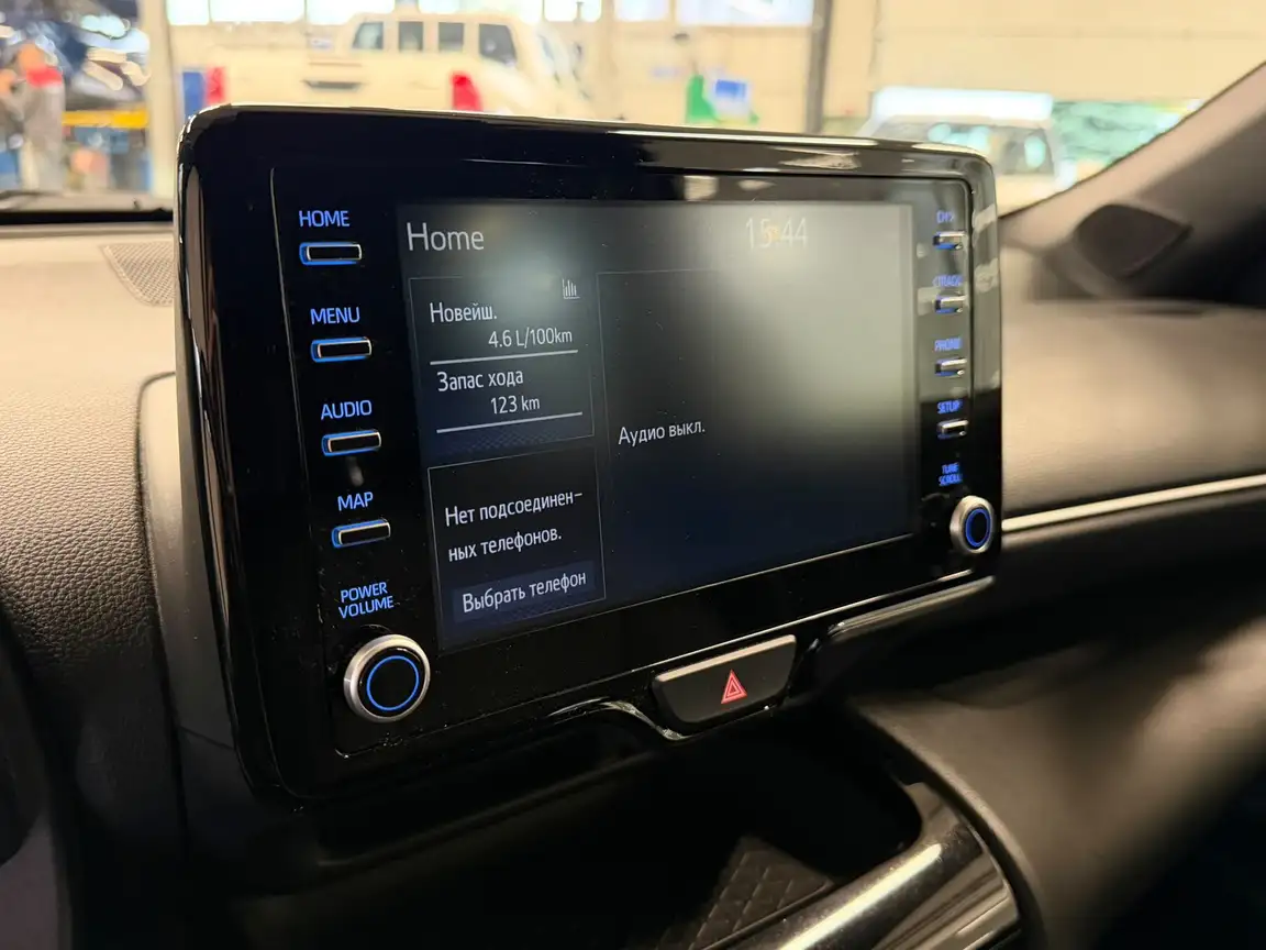 TOYOTA YARIS CROSS