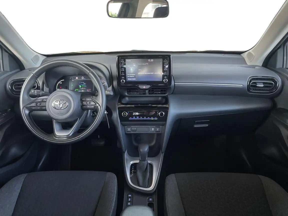 TOYOTA YARIS CROSS