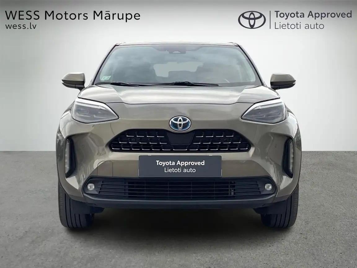 TOYOTA YARIS CROSS