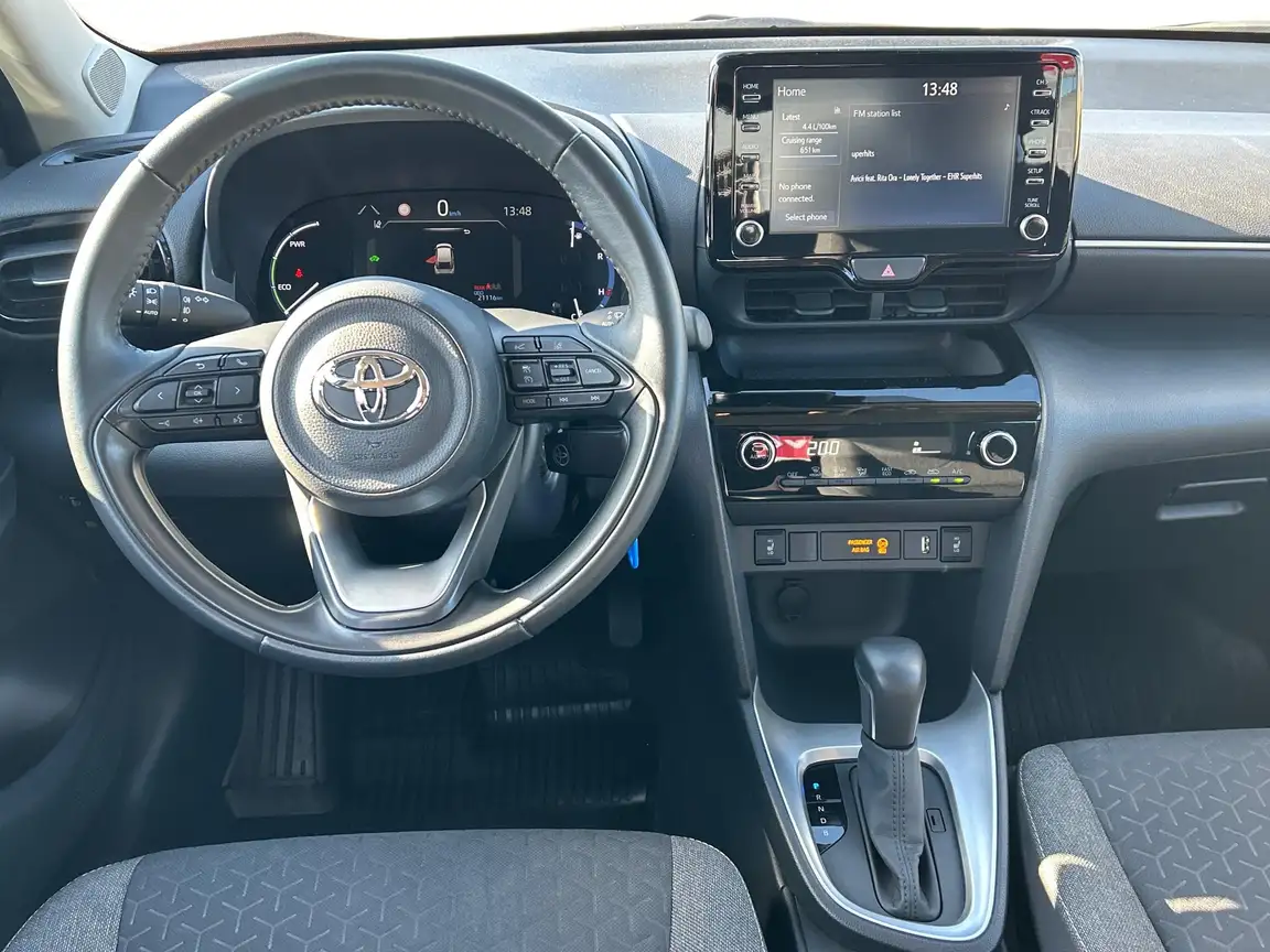 TOYOTA YARIS CROSS
