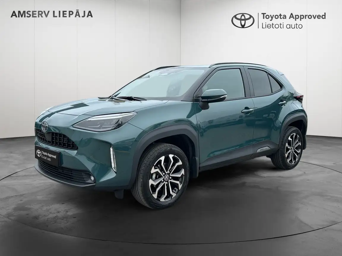 TOYOTA YARIS CROSS