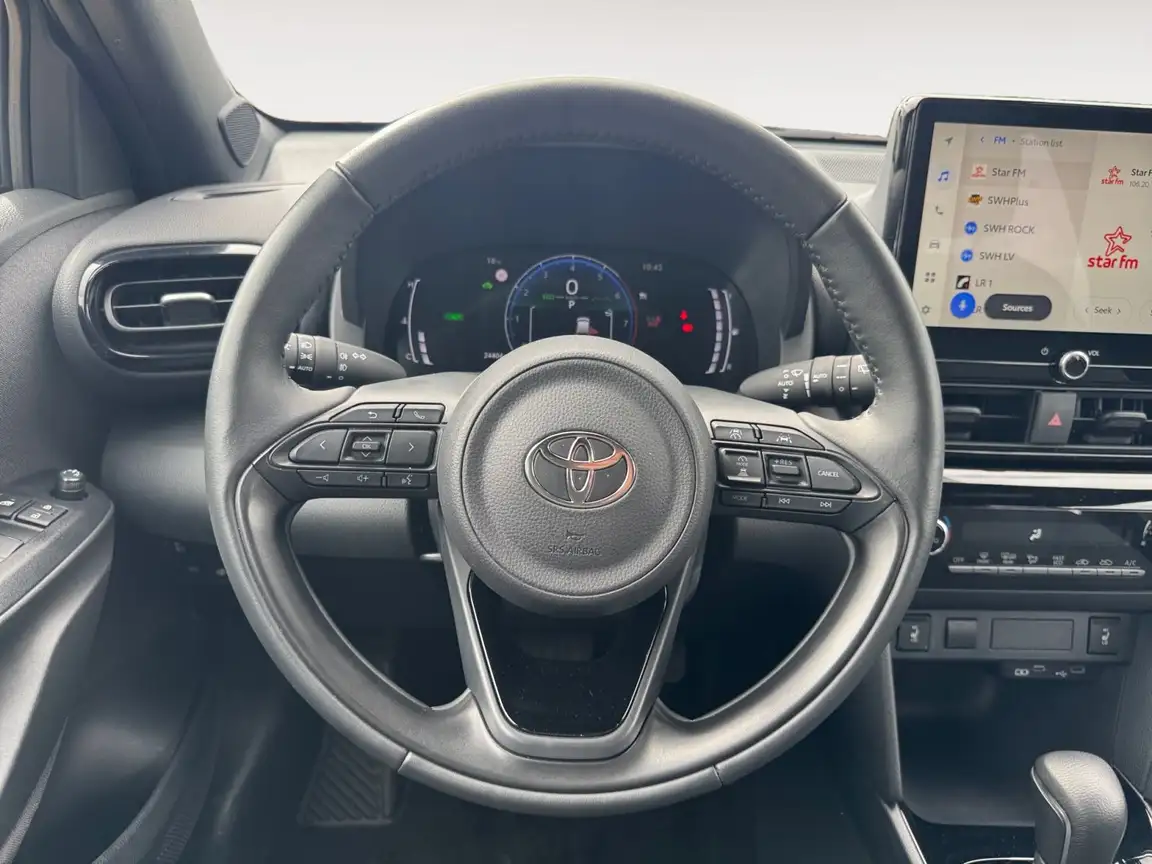 TOYOTA YARIS CROSS