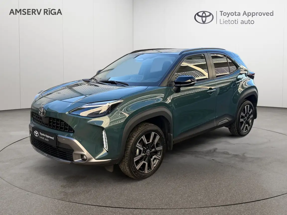 TOYOTA YARIS CROSS