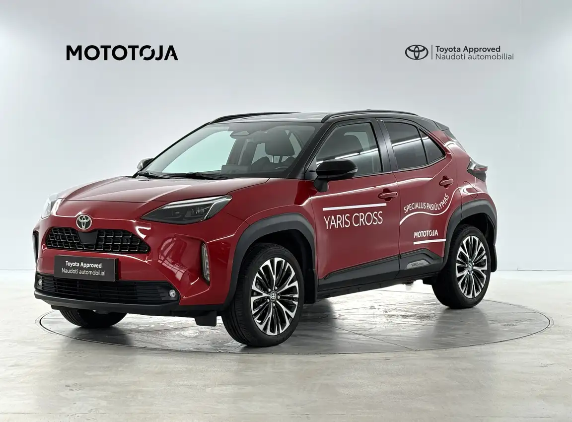 TOYOTA YARIS CROSS