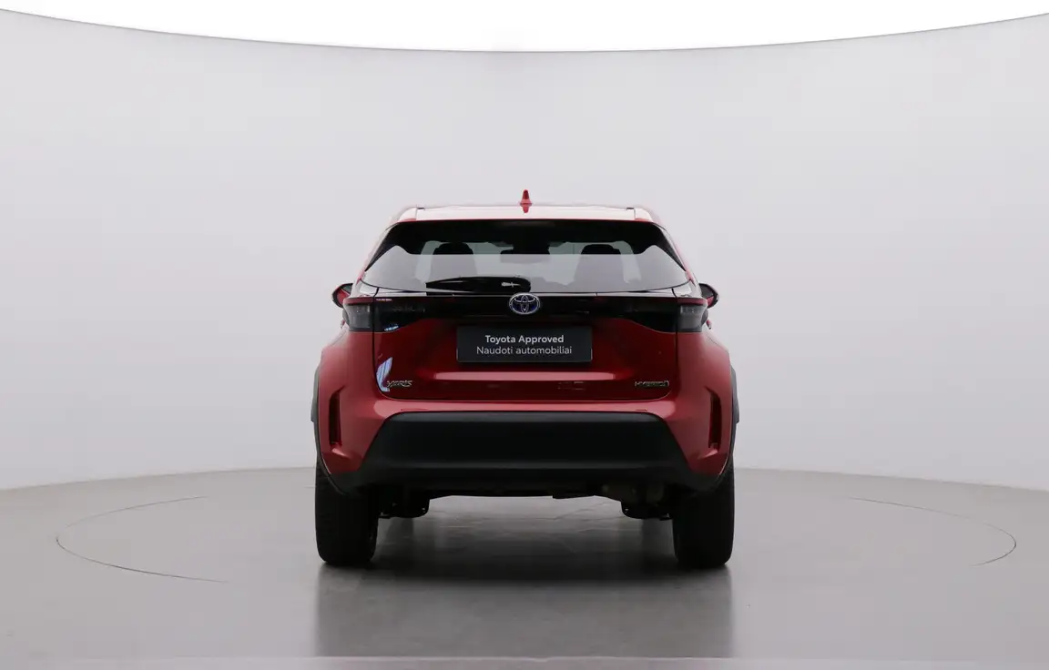 TOYOTA YARIS CROSS