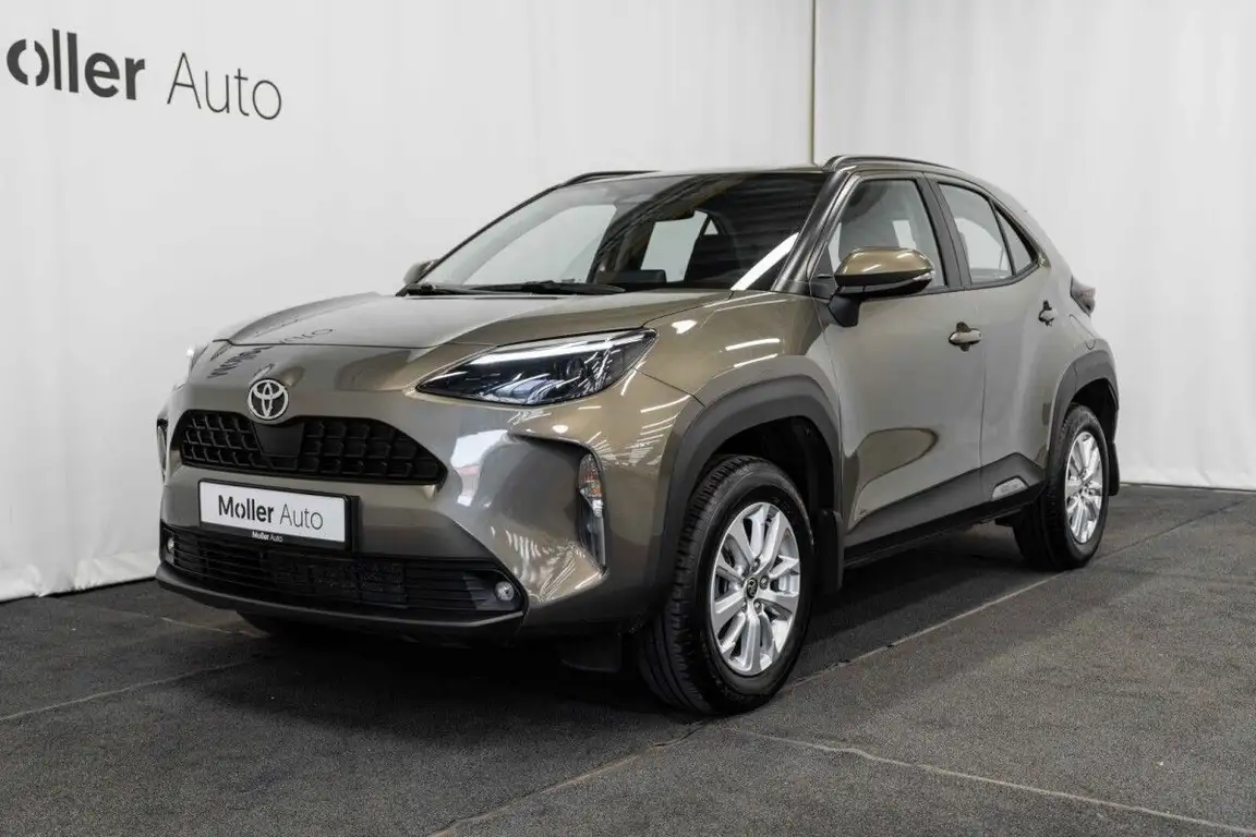 TOYOTA YARIS CROSS