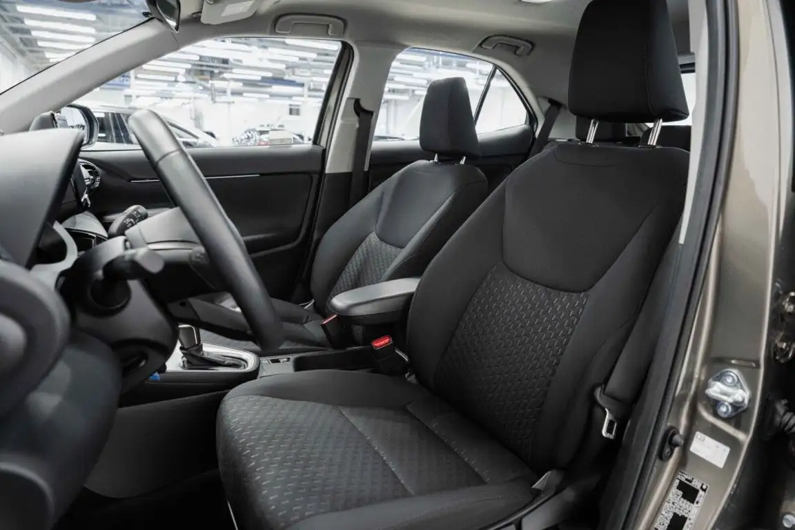 TOYOTA YARIS CROSS