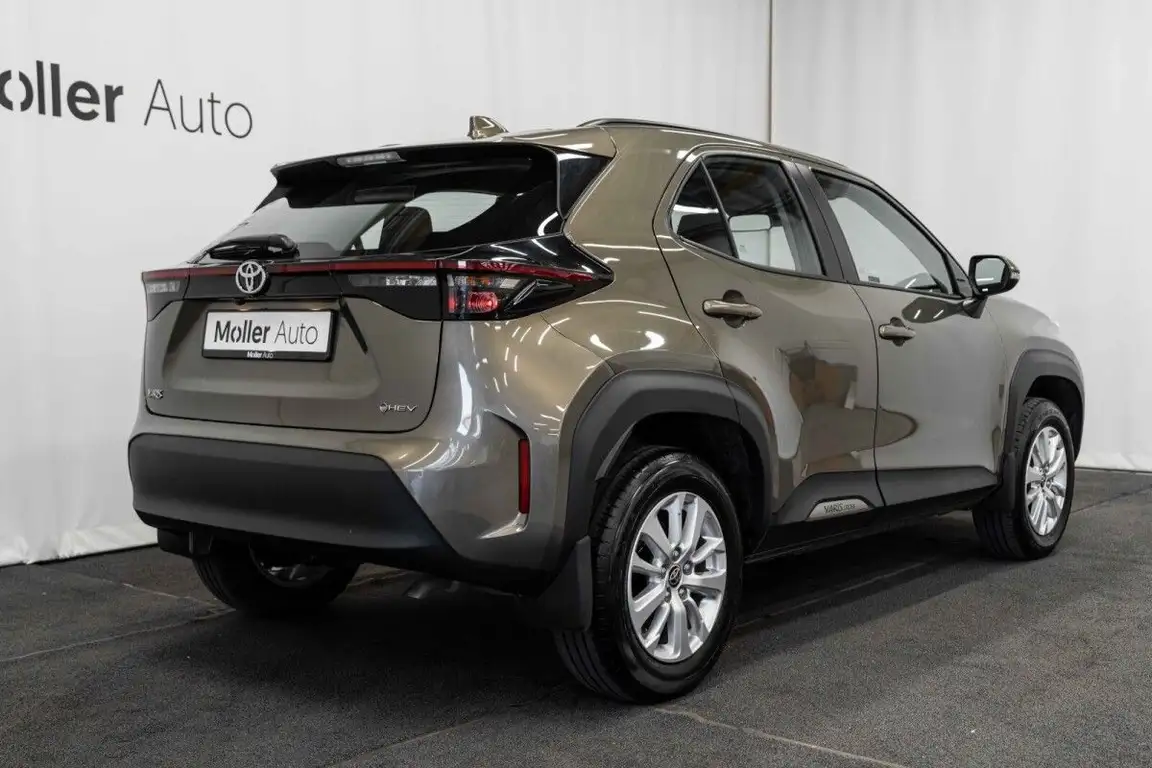 TOYOTA YARIS CROSS