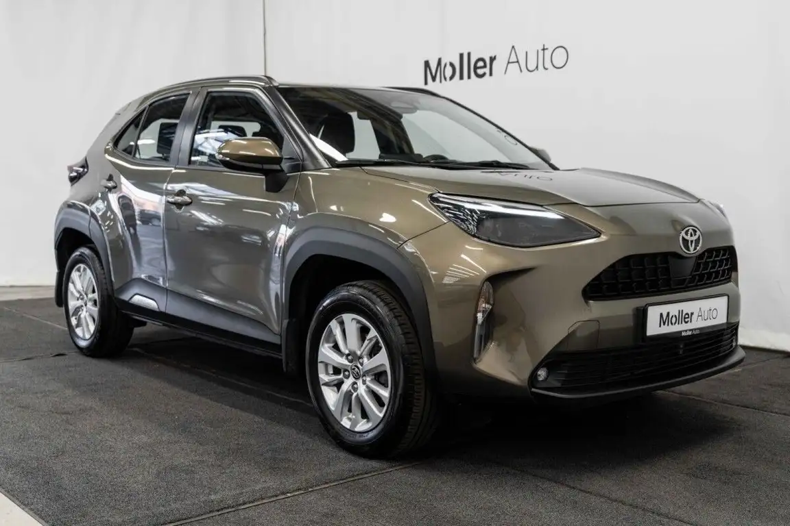 TOYOTA YARIS CROSS