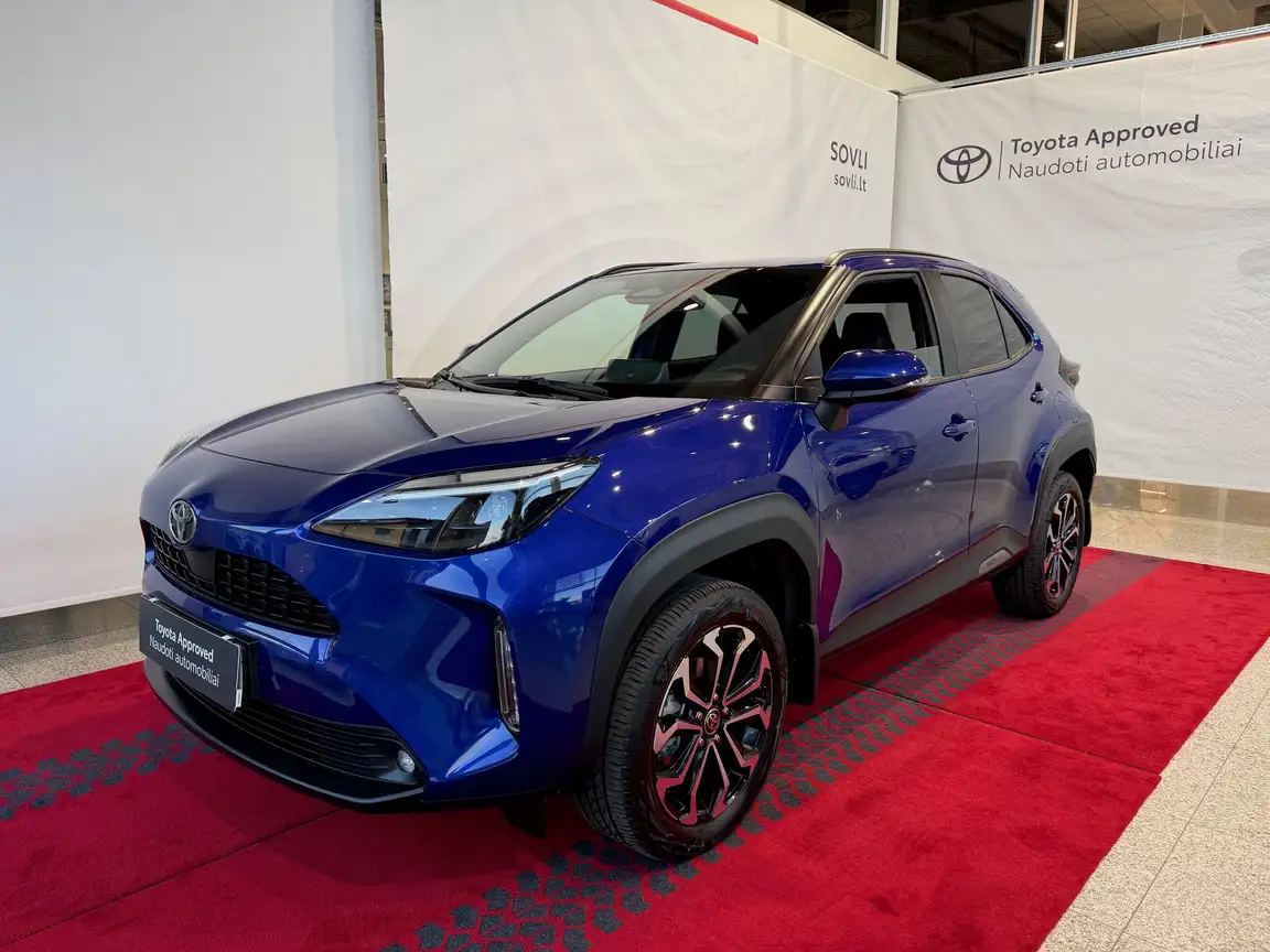 TOYOTA YARIS CROSS