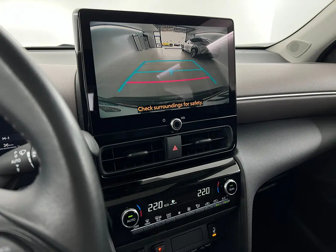 TOYOTA YARIS CROSS