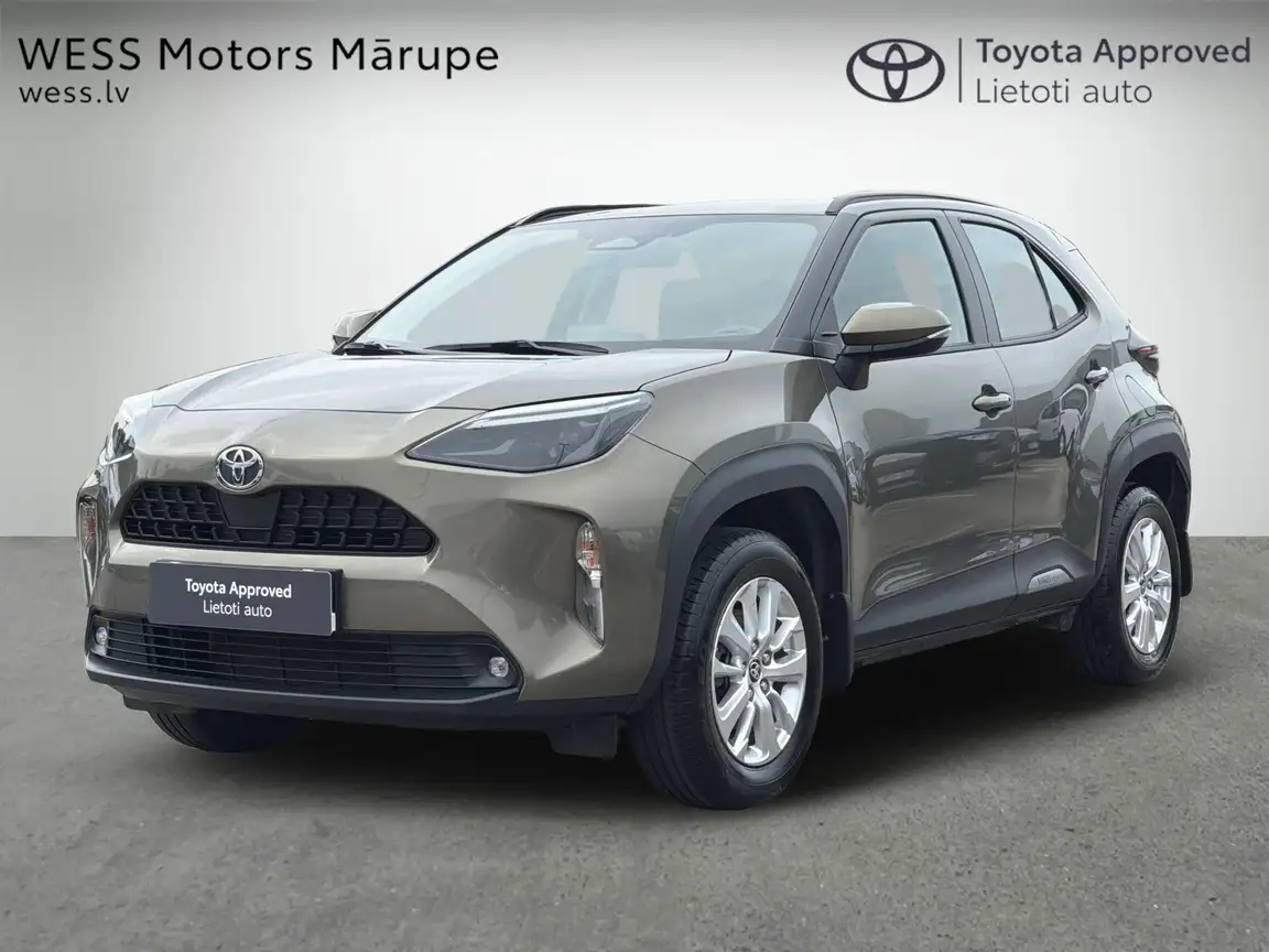 TOYOTA YARIS CROSS