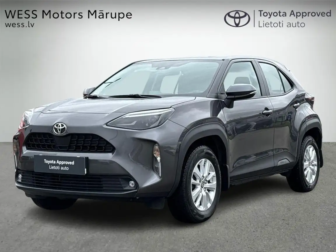 TOYOTA YARIS CROSS