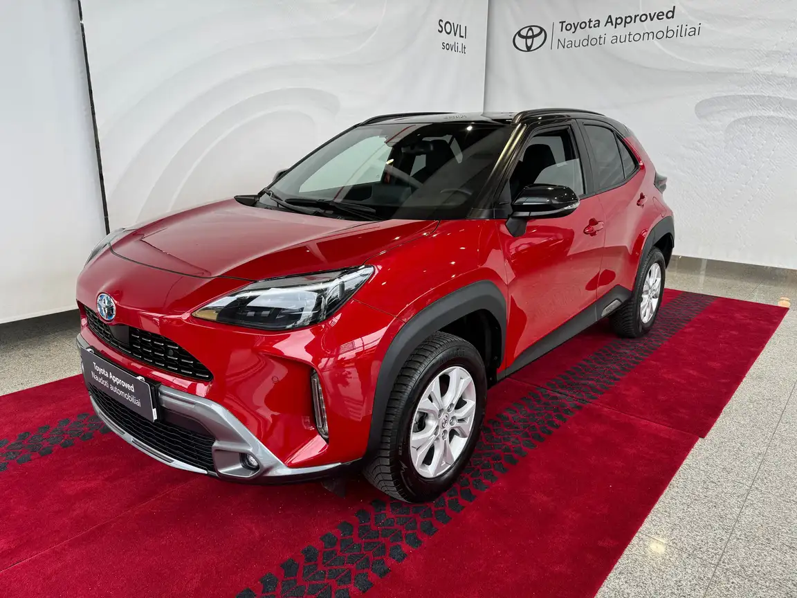 TOYOTA YARIS CROSS