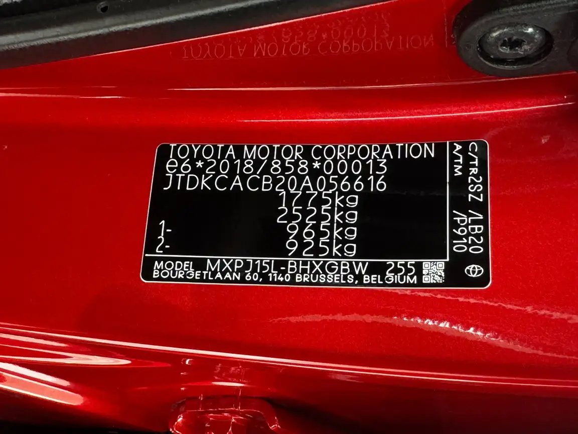 TOYOTA YARIS CROSS