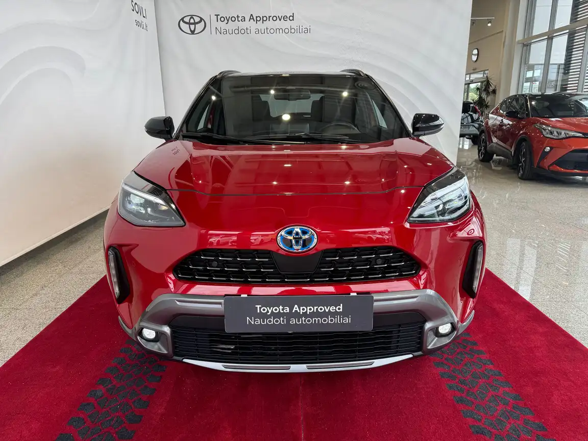 TOYOTA YARIS CROSS