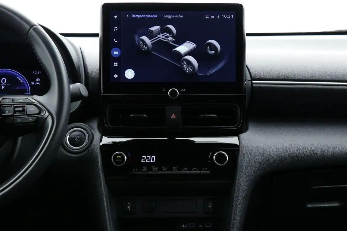 TOYOTA YARIS CROSS