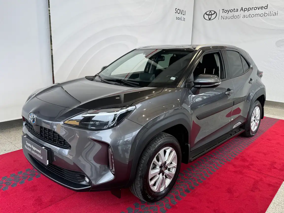 TOYOTA YARIS CROSS