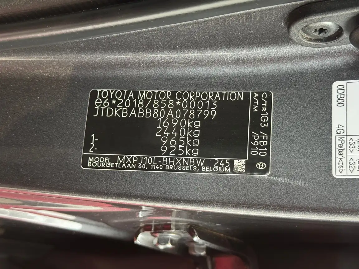 TOYOTA YARIS CROSS