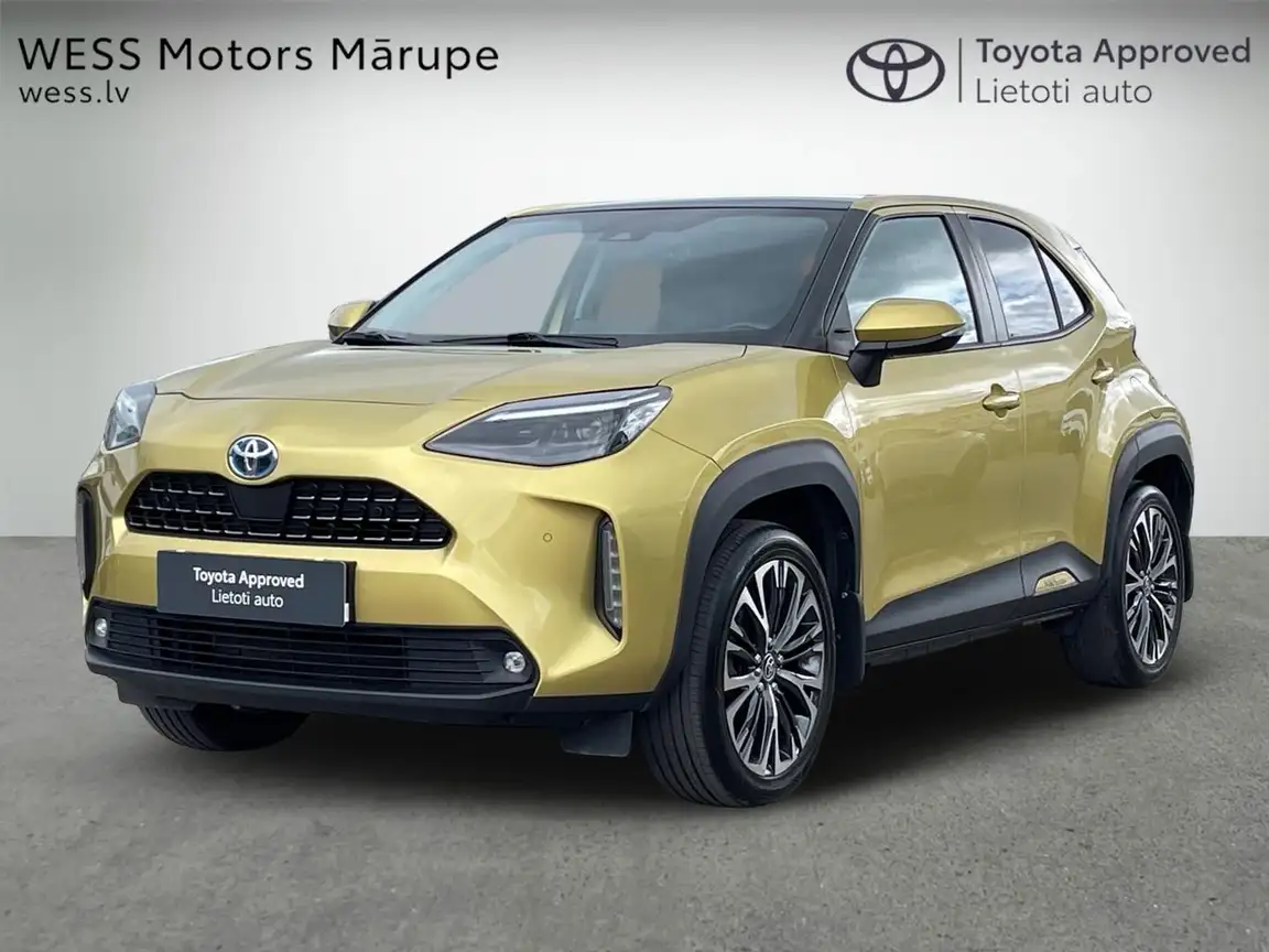 TOYOTA YARIS CROSS