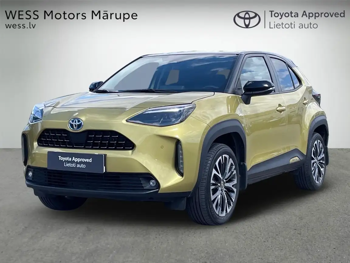 TOYOTA YARIS CROSS