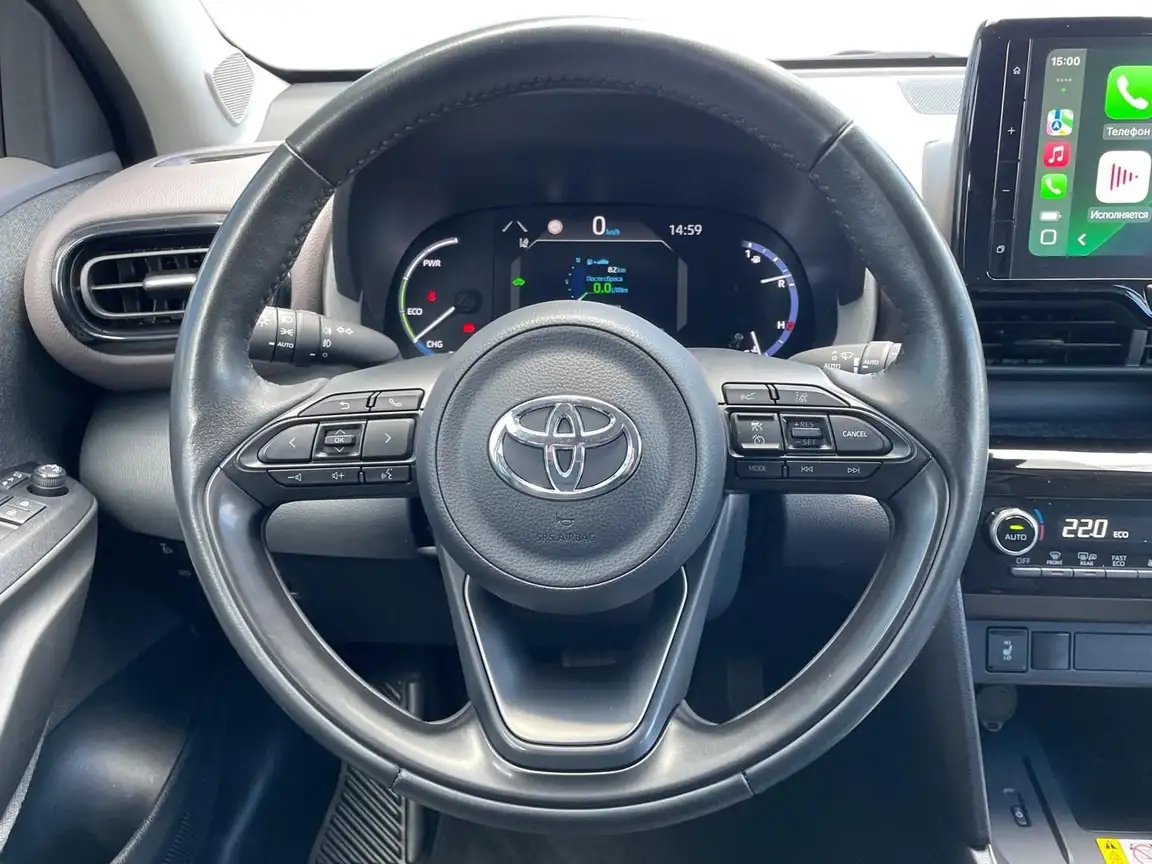 TOYOTA YARIS CROSS