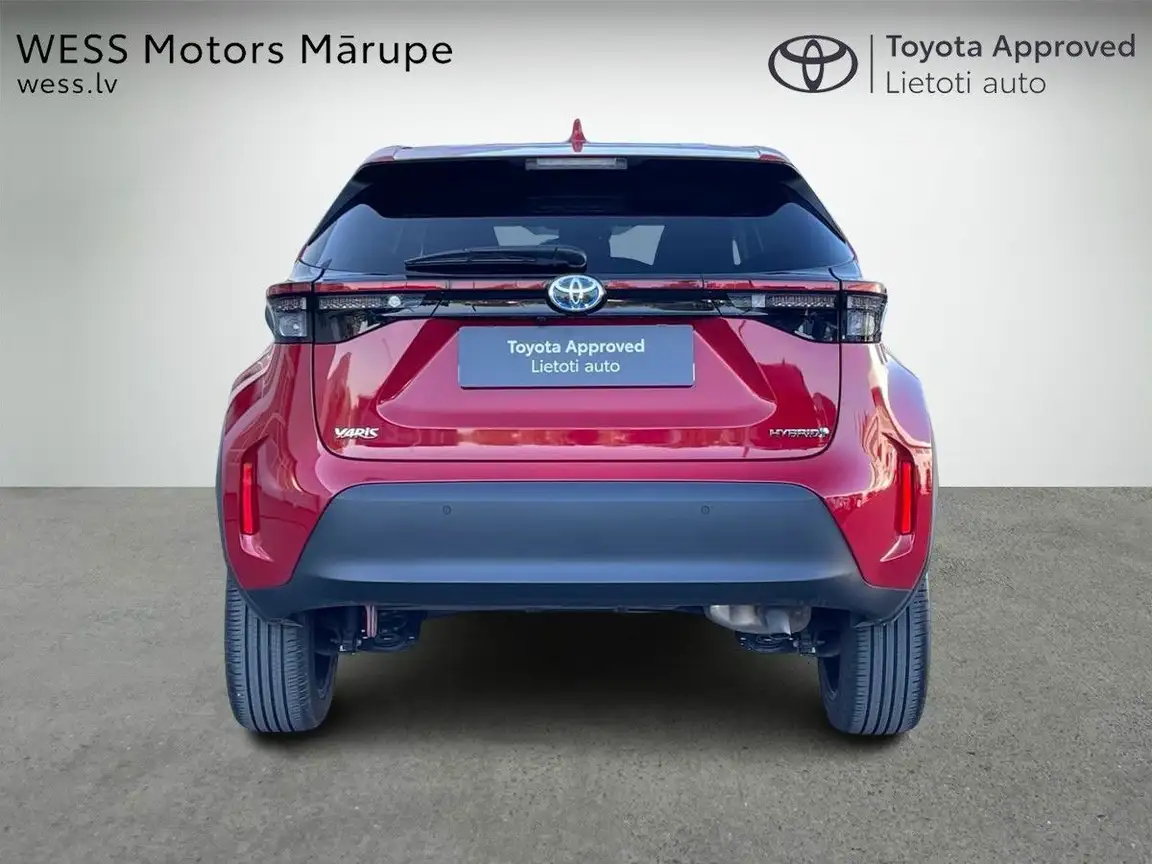 TOYOTA YARIS