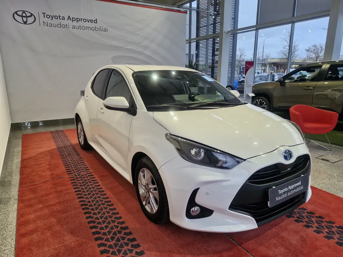 TOYOTA YARIS