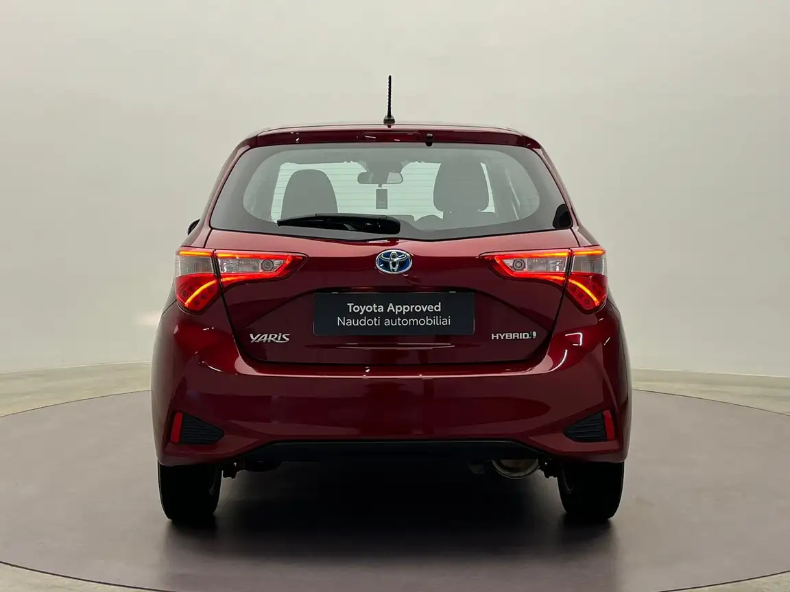 TOYOTA YARIS
