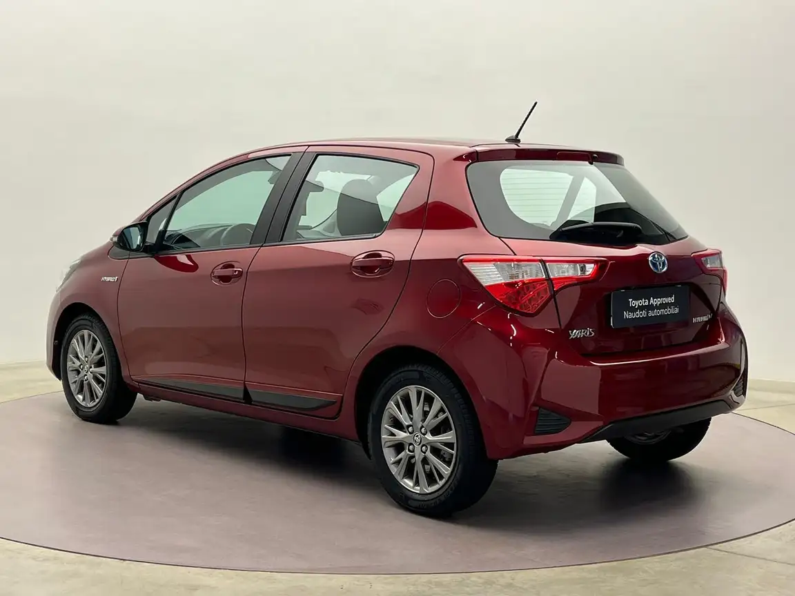TOYOTA YARIS