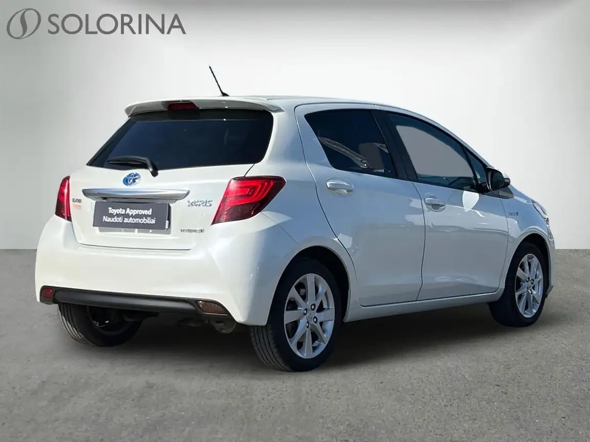 TOYOTA YARIS
