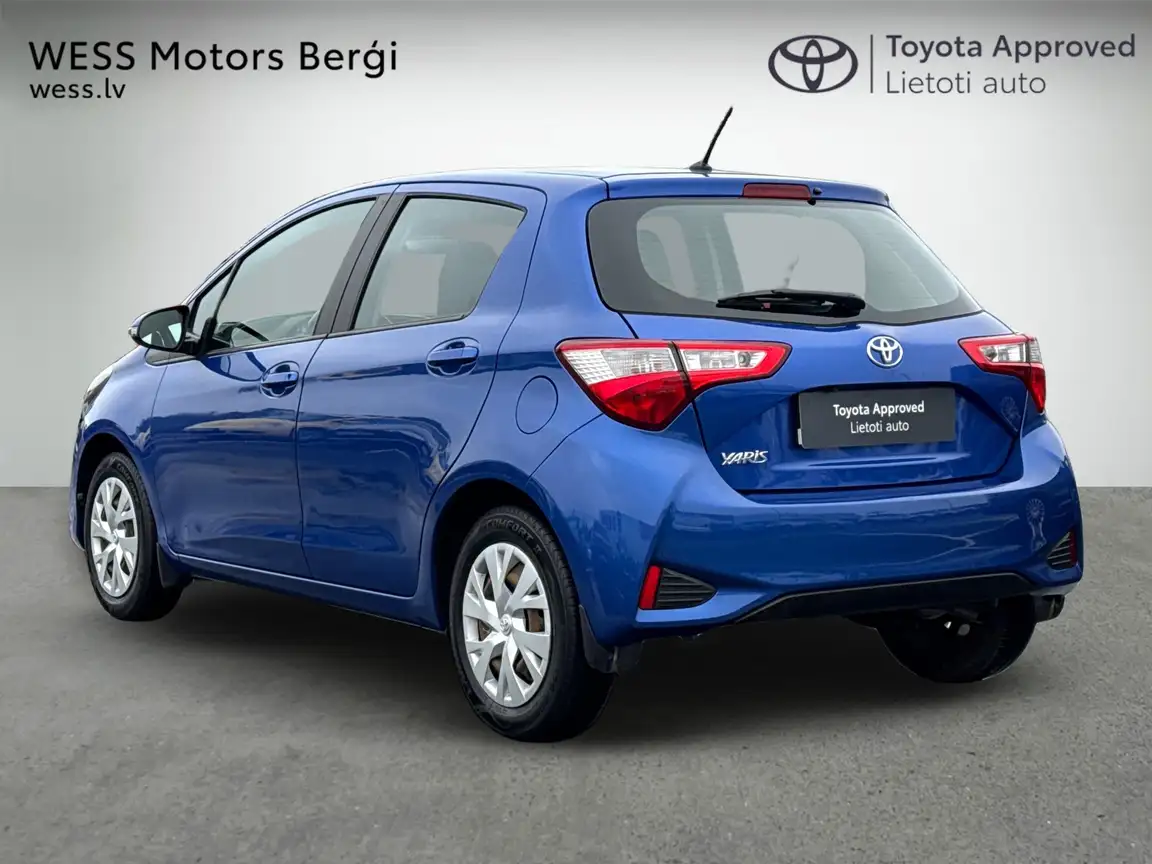 TOYOTA YARIS